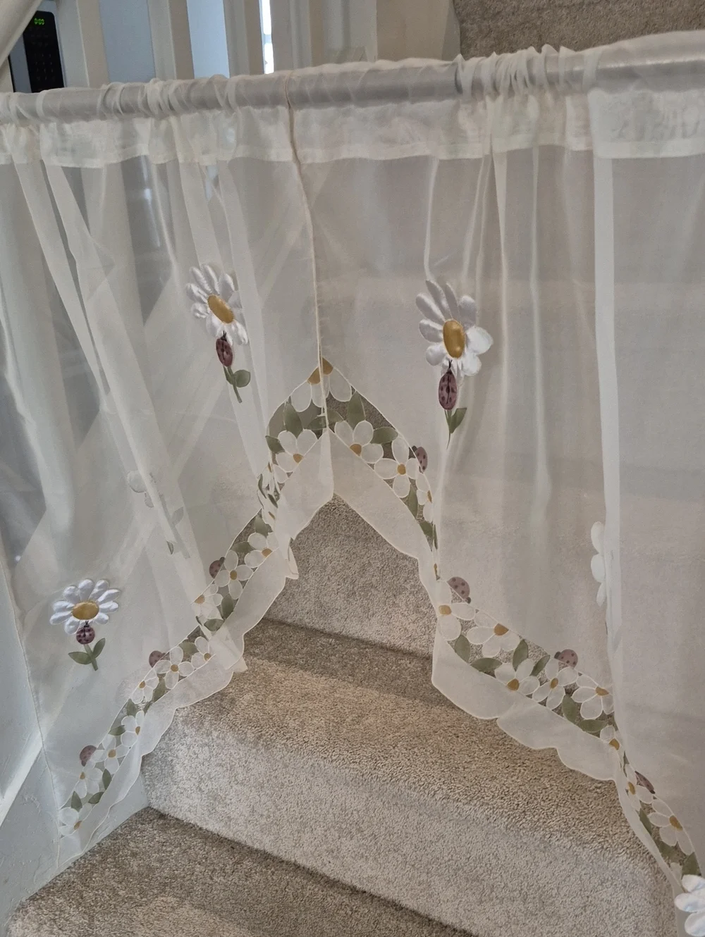 Embroidered Daisy Sheer Swag Curtain - White